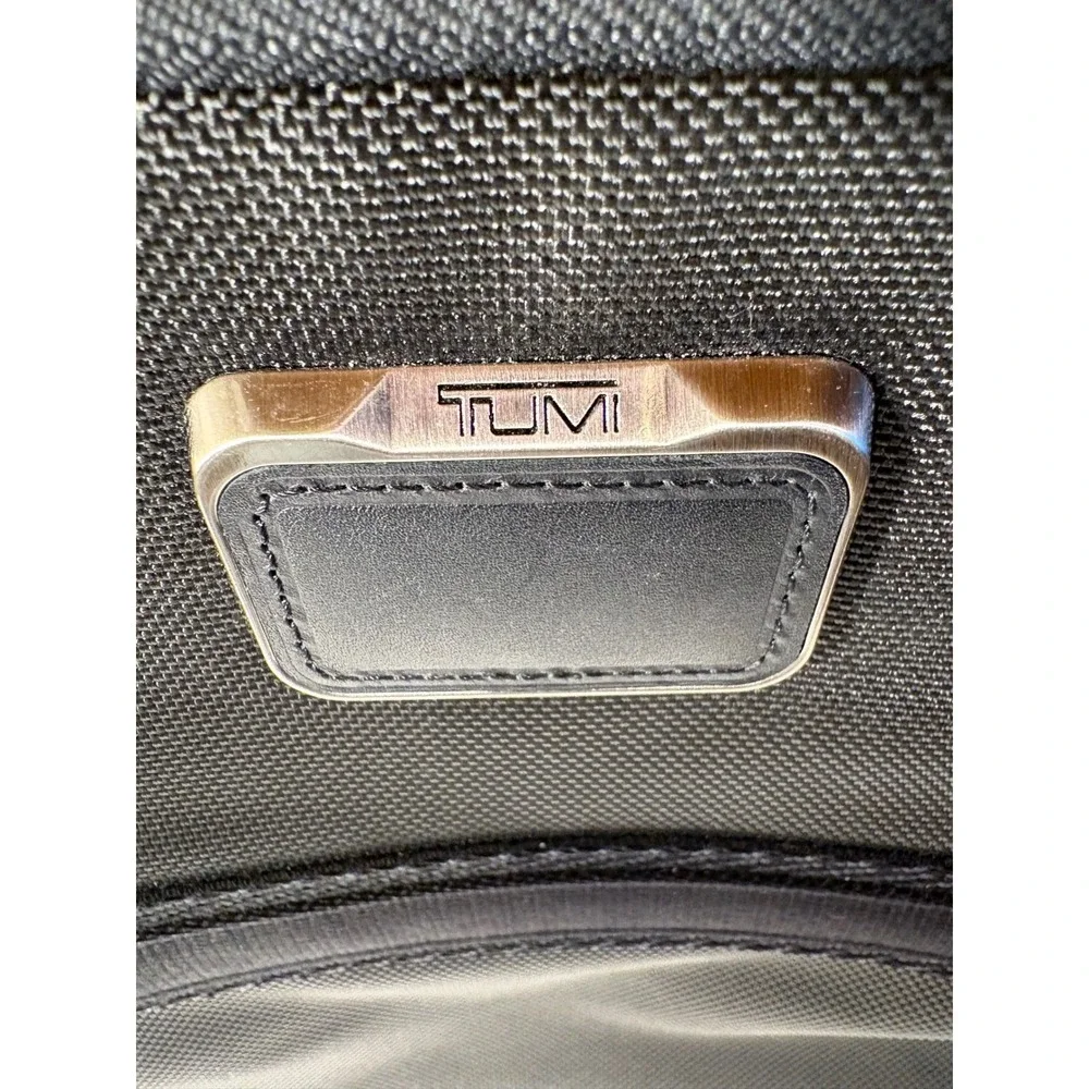 Tumi Alpha Bravo Service Crossbody Bag Black‎ Ballistic Nylon 232796D Mens Bag